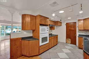 1955 Arthur St, Eugene, OR 97405 - Photo 13