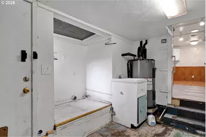 1955 Arthur St, Eugene, OR 97405 - Photo 15