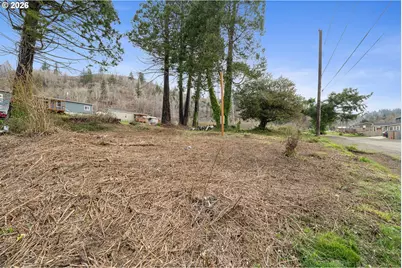 363 N Fawn Dr, Rose Lodge, OR 97368 - Photo 5