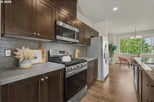 11761 SW Valencia Ln, Wilsonville, OR 97070 - Photo 15