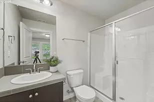 11761 SW Valencia Ln, Wilsonville, OR 97070 - Photo 9