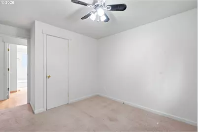 215 NE 167th Pl, Portland, OR 97230 - Photo 17