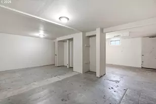 215 NE 167th Pl, Portland, OR 97230 - Photo 23