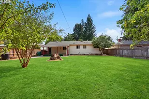 215 NE 167th Pl, Portland, OR 97230 - Photo 31