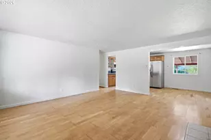 215 NE 167th Pl, Portland, OR 97230 - Photo 7