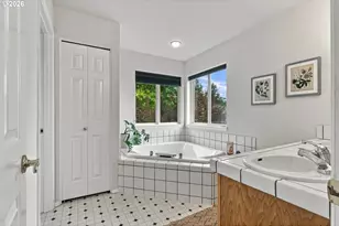 18283 SW Fallatin Ct, Beaverton, OR 97007 - Photo 27