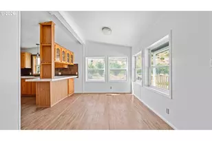 626 NW 4th Ave, Milton-Freewater, OR 97862 - Photo 9