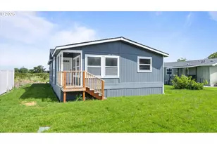 626 NW 4th Ave, Milton-Freewater, OR 97862 - Photo 1