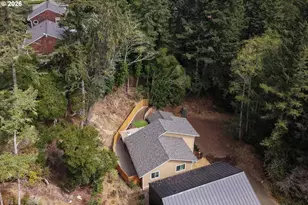 2143 Ash St, North Bend, OR 97459 - Photo 39