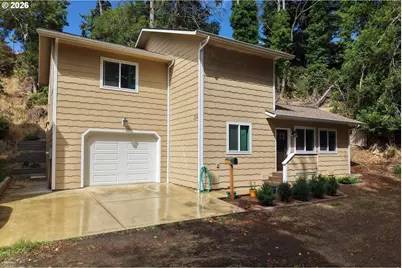 2143 Ash St, North Bend, OR 97459 - Photo 1