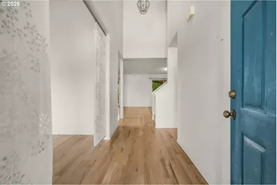 1353 NE 86th Ct, Hillsboro, OR 97006 - Photo 3