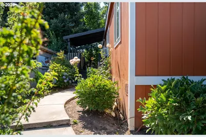 300 S Everest Rd, Newberg, OR 97132 - Photo 3