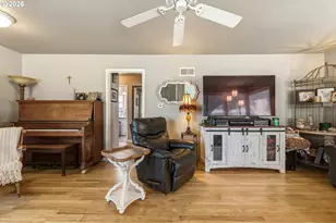 33 W Cedar Dr, Hermiston, OR 97838 - Photo 5