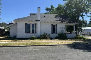 1890 Clark St, Baker City, OR 97814 - Photo 3