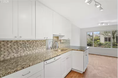 2518 SE Baypoint Dr #L28, Vancouver, WA 98683 - Photo 15