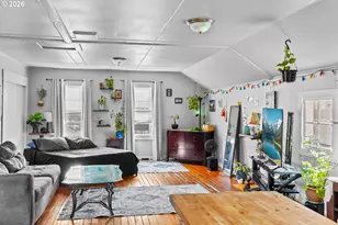 203 NE 2nd St, Oakland, OR 97462 - Photo 15