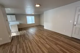 1116 W 30th St, Vancouver, WA 98660 - Photo 5