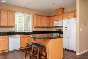 10636 SW 43rd Ave, Portland, OR 97219 - Photo 17