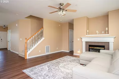 10636 SW 43rd Ave, Portland, OR 97219 - Photo 9