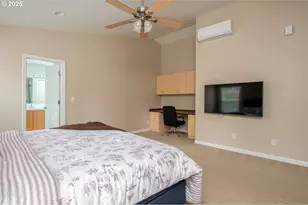 10636 SW 43rd Ave, Portland, OR 97219 - Photo 23