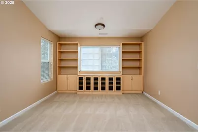 10636 SW 43rd Ave, Portland, OR 97219 - Photo 37