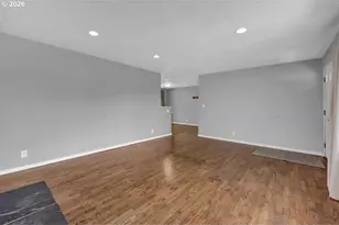 1027 Longridge Dr, Springfield, OR 97478 - Photo 9
