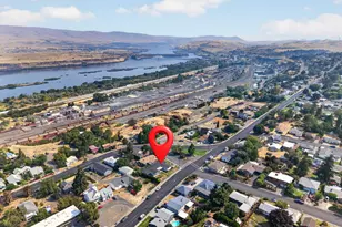 1829 E 10th St, The Dalles, OR 97058 - Photo 43