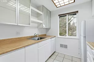 10000 SW Hall Blvd, Portland, OR 97223 - Photo 11