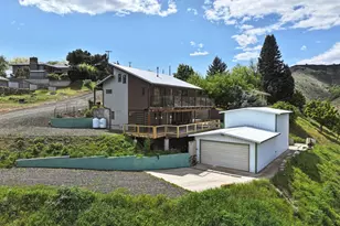 400 Lincoln Ave, Maupin, OR 97037 - Photo 37