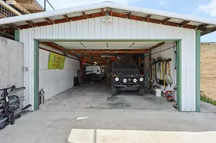 400 Lincoln Ave, Maupin, OR 97037 - Photo 39