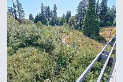326 NE 77th Ave, Hillsboro, OR 97124 - Photo 35
