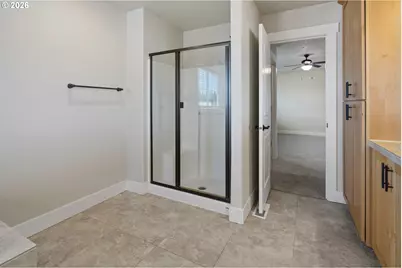 326 NE 77th Ave, Hillsboro, OR 97124 - Photo 19