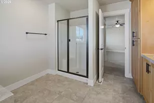 326 NE 77th Ave, Hillsboro, OR 97124 - Photo 19