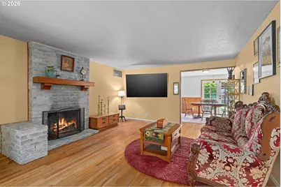 3251 SE 179th Ave, Portland, OR 97236 - Photo 3