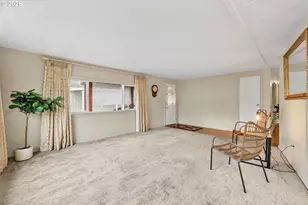 1800 Lakewood Ct, Eugene, OR 97402 - Photo 7