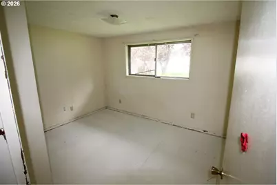 9513 NE Burton Rd, Vancouver, WA 98662 - Photo 7