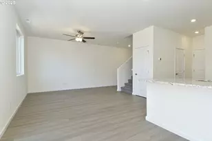 3907 SW Duniway Ln, Gresham, OR 97080 - Photo 5