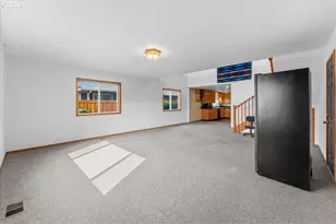 4154 5th St, Hubbard, OR 97032 - Photo 13