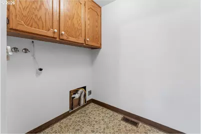 4154 5th St, Hubbard, OR 97032 - Photo 23