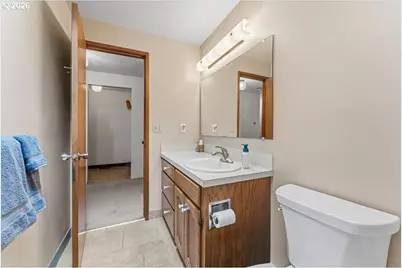 4154 5th St, Hubbard, OR 97032 - Photo 17