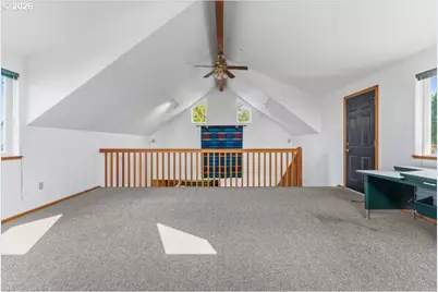 4154 5th St, Hubbard, OR 97032 - Photo 33