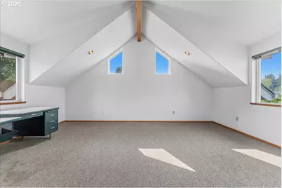 4154 5th St, Hubbard, OR 97032 - Photo 35