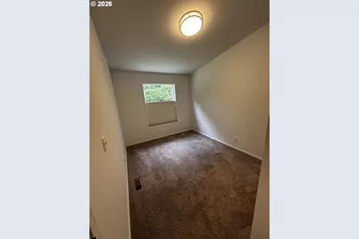 229 N Main St, Coos Bay, OR 97420 - Photo 15