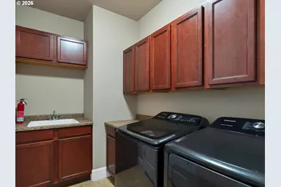 1306 Frontier St, Silverton, OR 97381 - Photo 27