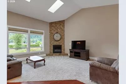 1306 Frontier St, Silverton, OR 97381 - Photo 13