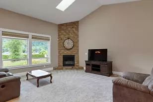 1306 Frontier St, Silverton, OR 97381 - Photo 13