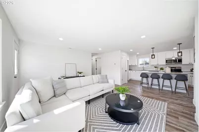 879 N Broadway St, Estacada, OR 97023 - Photo 7