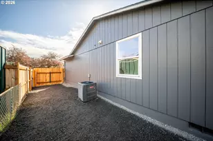 879 N Broadway St, Estacada, OR 97023 - Photo 29