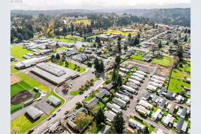 879 N Broadway St, Estacada, OR 97023 - Photo 35