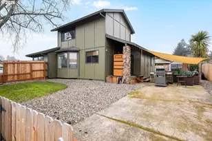 1205 NW Littlewood Ct, Roseburg, OR 97471 - Photo 21